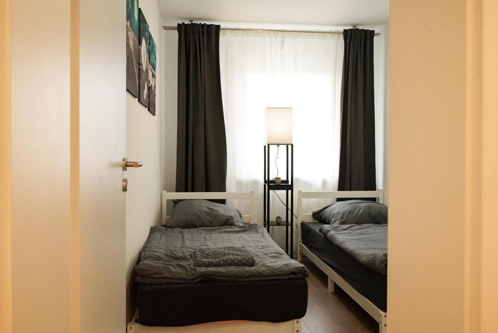 Moeblierte 3-Zimmer-Wohnung Nahe Duesseldorf In Duisburg-Sued Eksteriør bilde